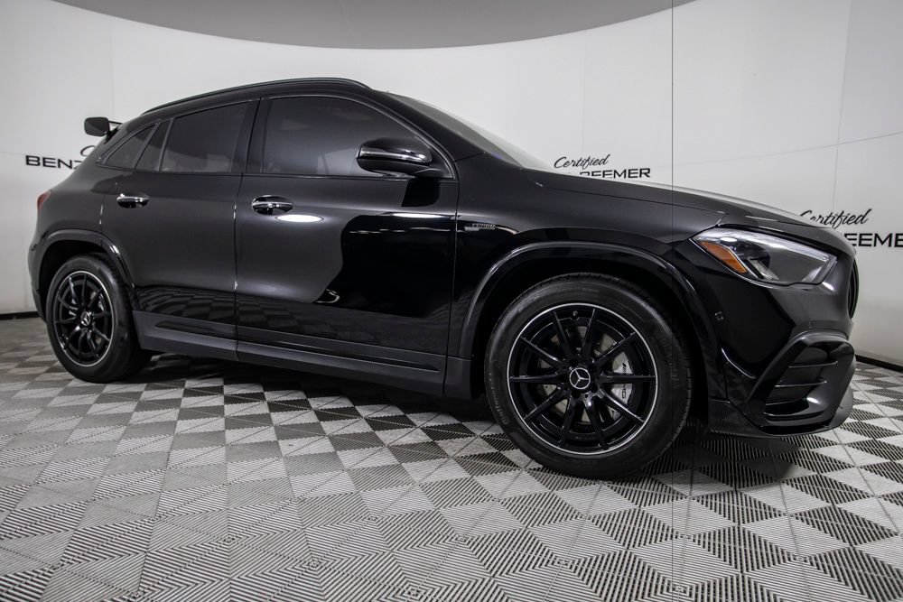 Used 2025 Mercedes-Benz GLA 35 AMG 4MATIC image 2