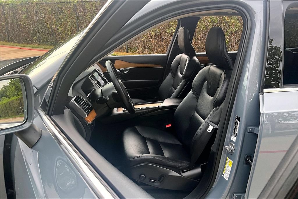 Certified 2023 Volvo XC90 B6 Plus w/ Protection Package Premier AWD/4WD image 33