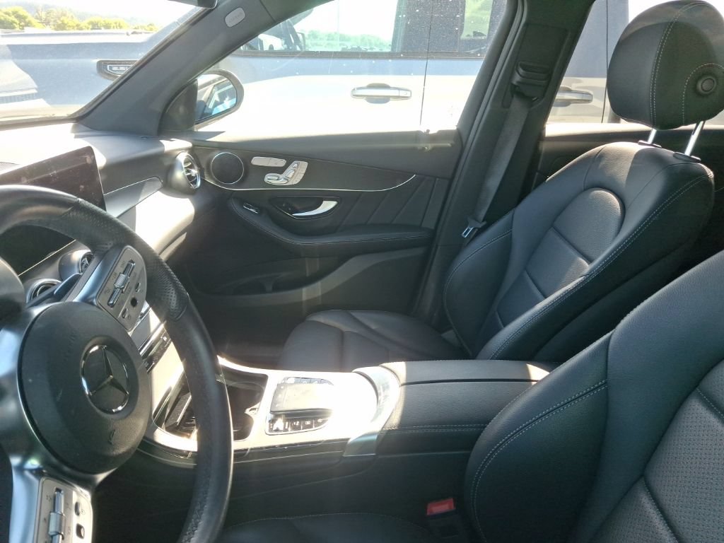 Used 2022 Mercedes-Benz GLC 300 4MATIC image 8