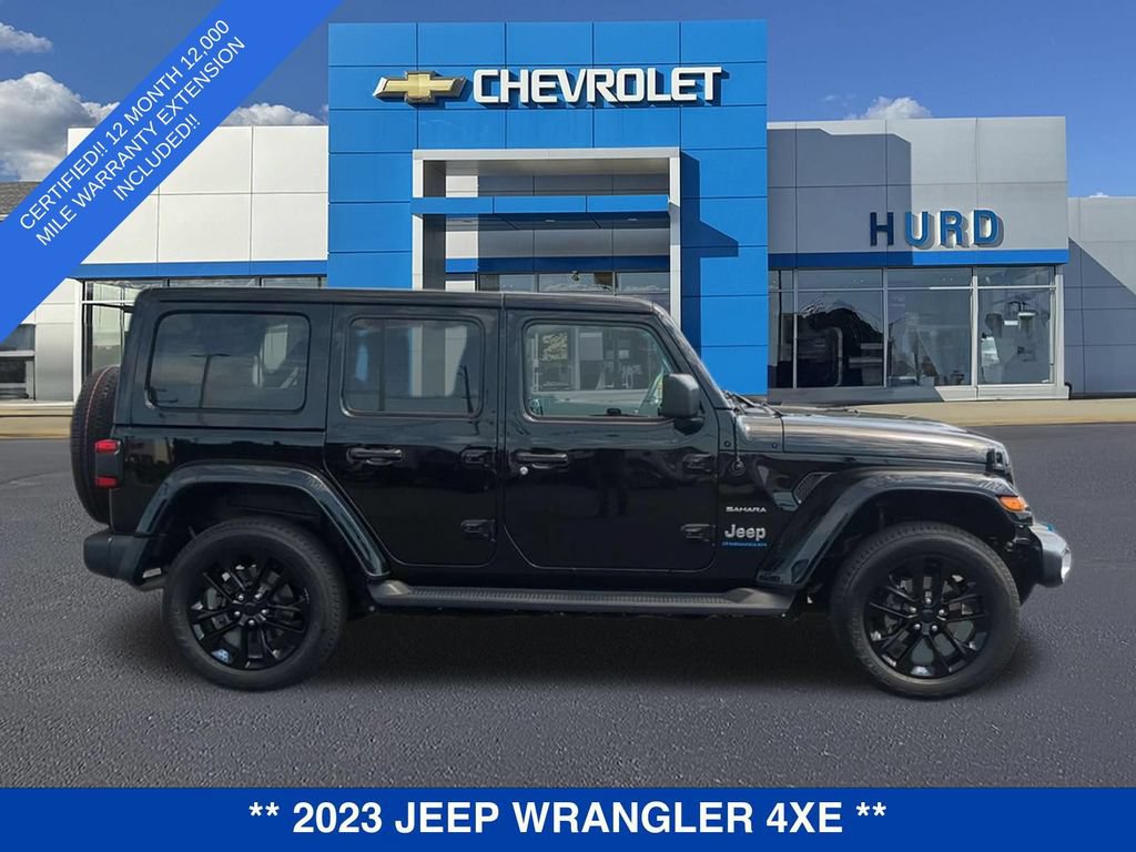 Used 2023 Jeep Wrangler Unlimited Sahara w/ Cold Weather Group AWD/4WD image 3