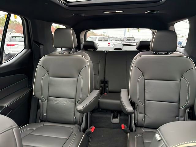 Used 2023 Chevrolet Traverse Premier w/ Redline Edition AWD/4WD image 21