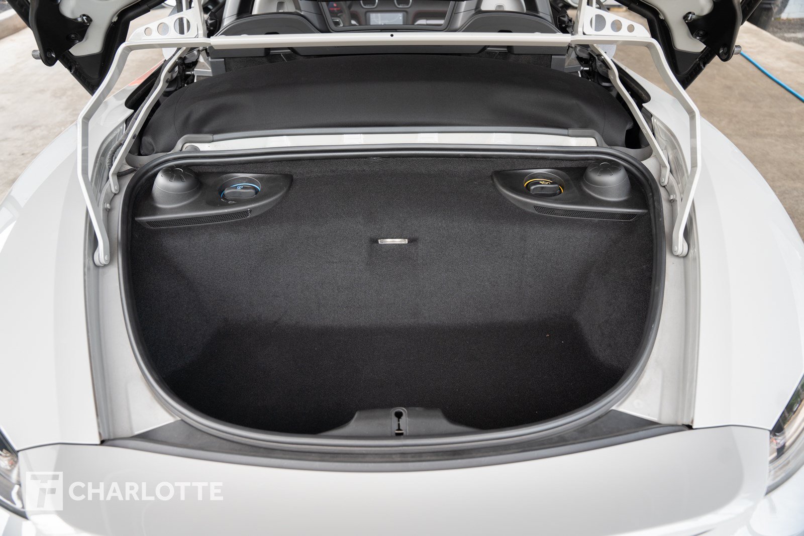 Used 2021 Porsche 718 Boxster Spyder RWD image 38