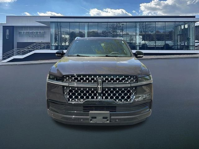 New 2026 Lincoln Navigator L Black Label AWD/4WD image 2