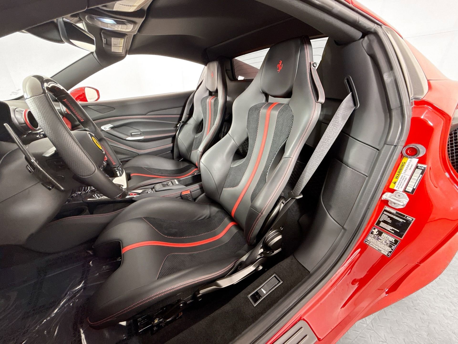Certified 2021 Ferrari F8 Tributo image 9