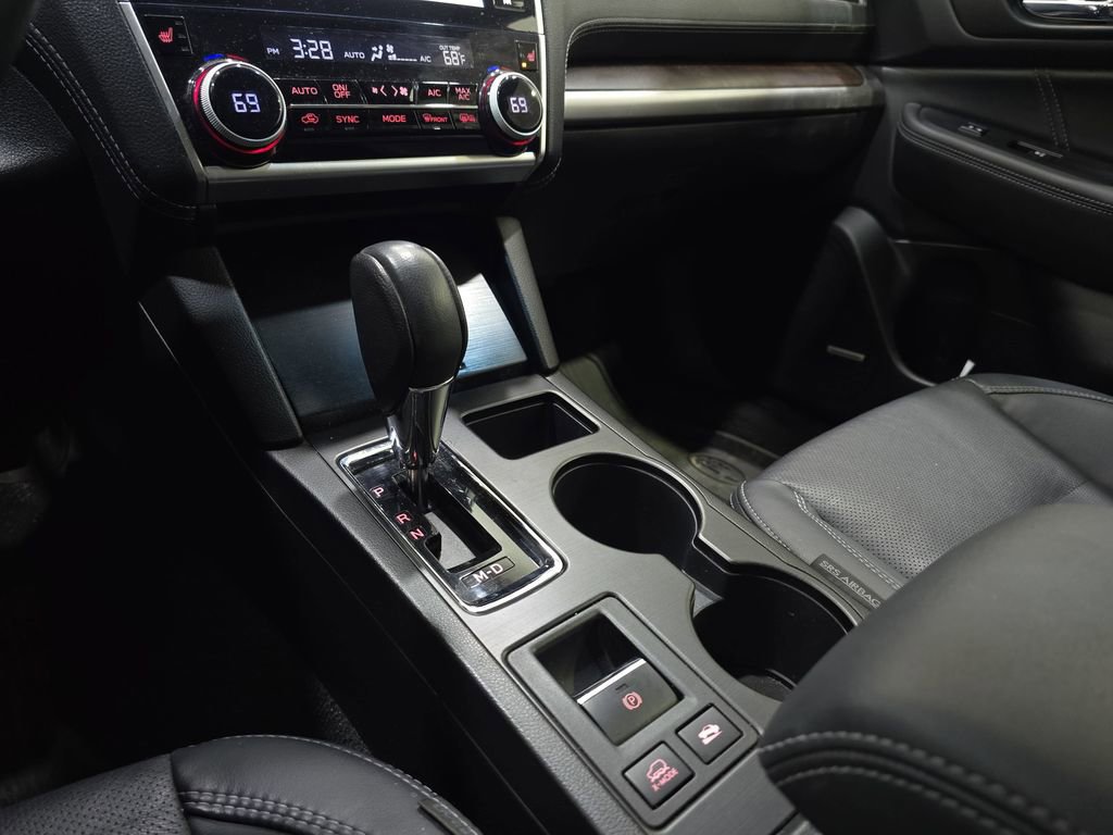 Used 2018 Subaru Outback 2.5i Limited image 27