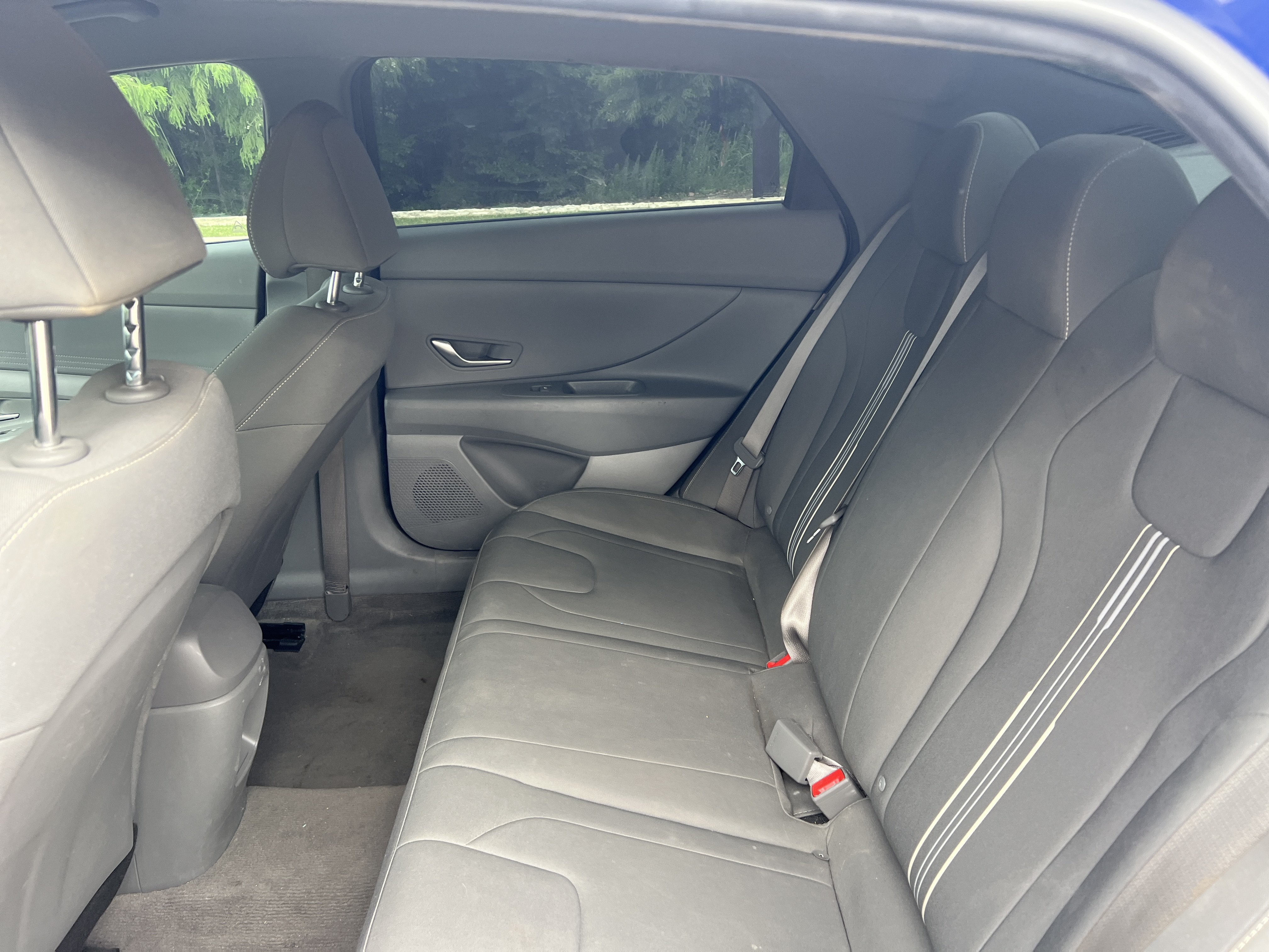Used 2024 Hyundai Elantra Blue FWD image 28