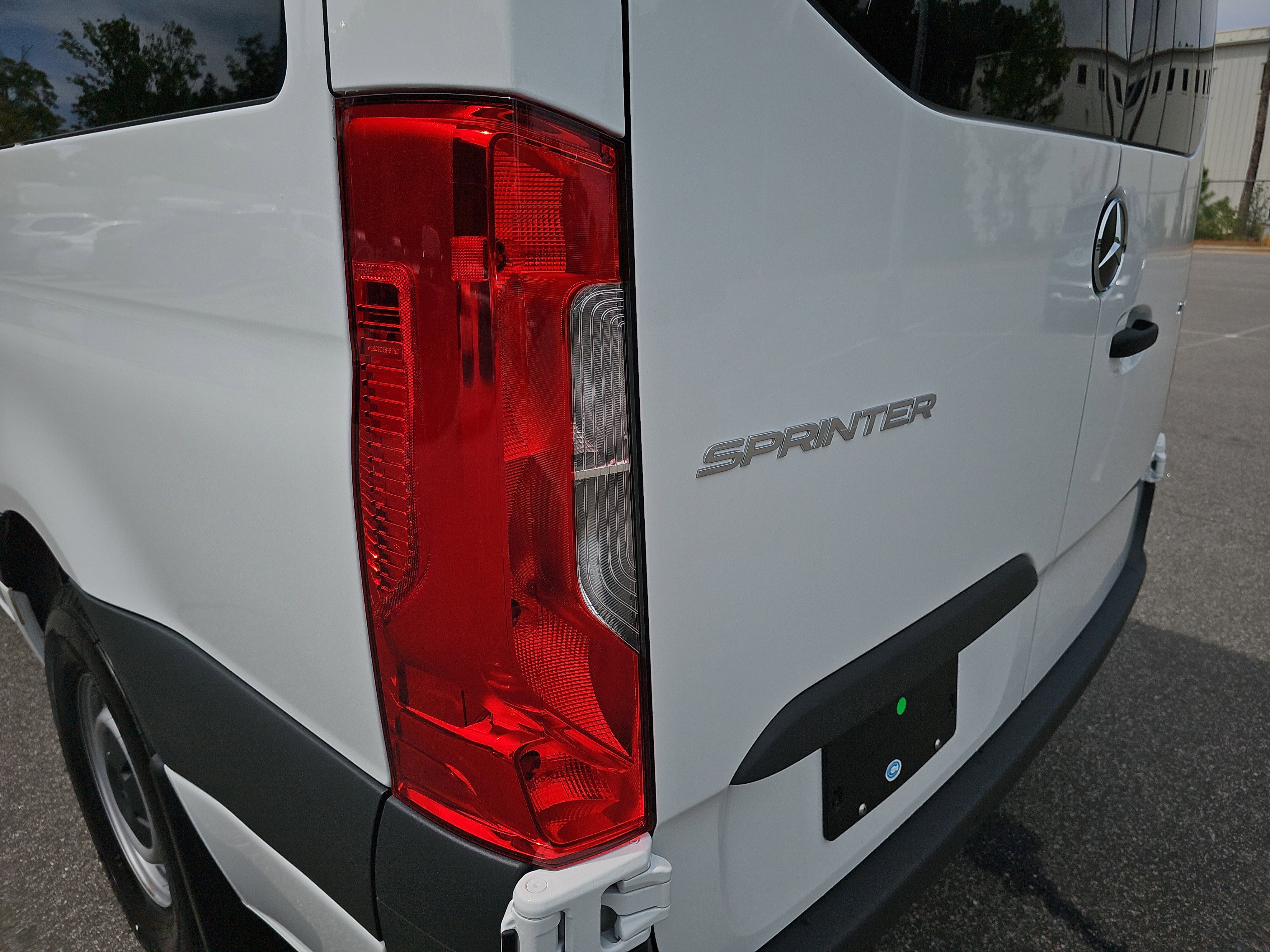 New 2025 Mercedes-Benz Sprinter 2500 image 31