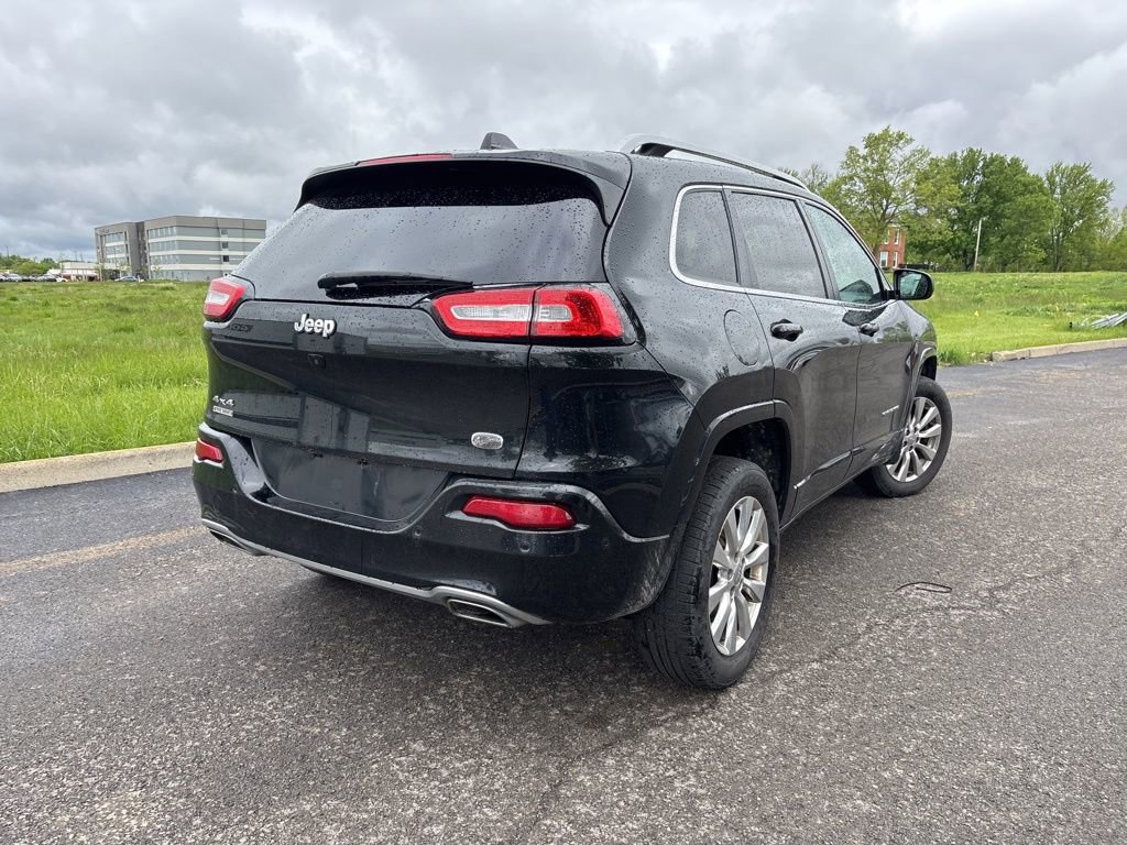 Used 2016 Jeep Cherokee Overland AWD/4WD image 13