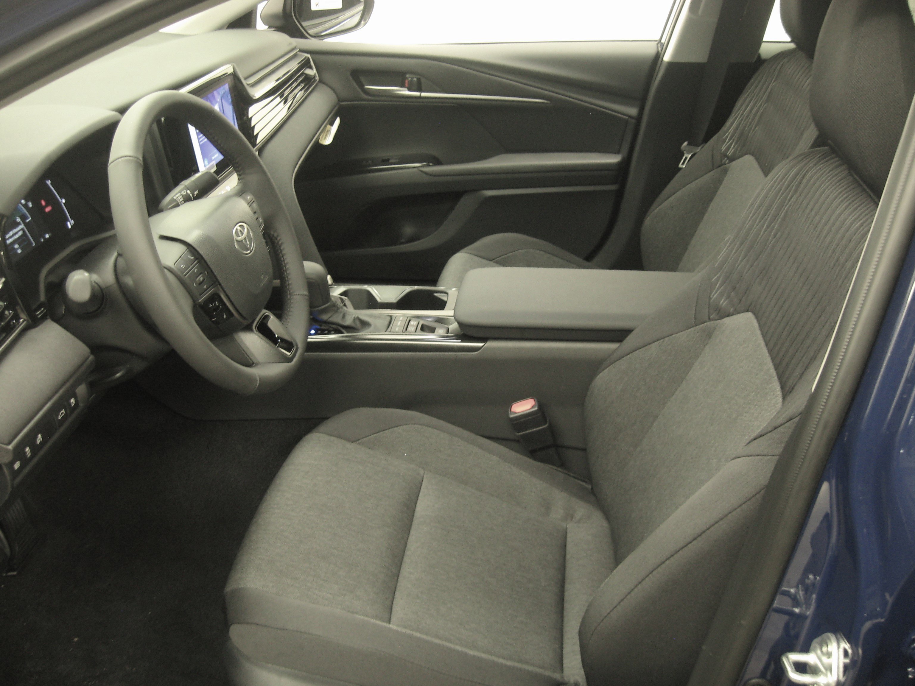 New 2026 Toyota Camry LE image 17