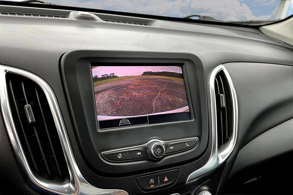 Used 2024 Chevrolet Equinox LT AWD/4WD image 16