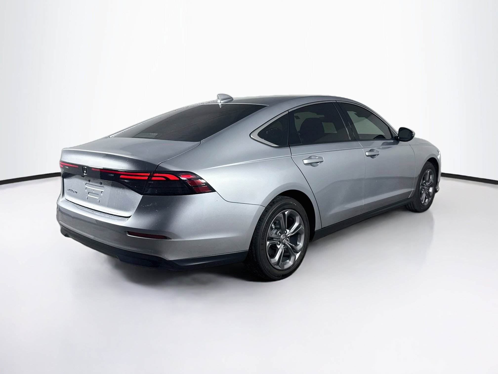 Certified 2024 Honda Accord EX image 32