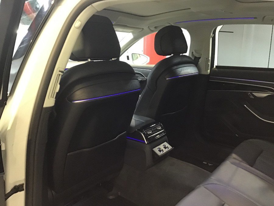 Used 2023 Audi A8 L 3.0T image 21