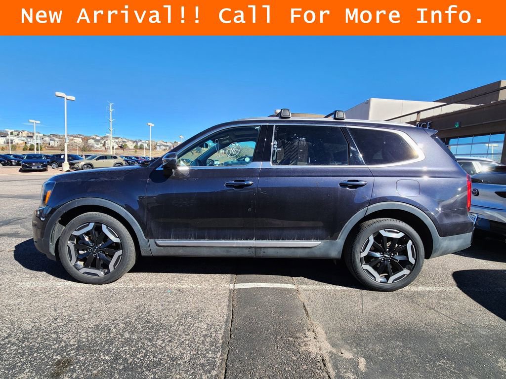 Used 2025 Kia Telluride S image 3