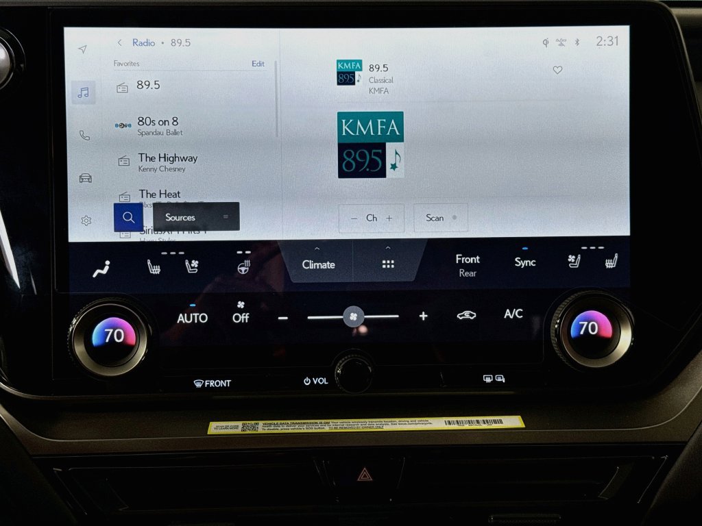 New 2026 Lexus TX 500h AWD w/ Technology Package image 11