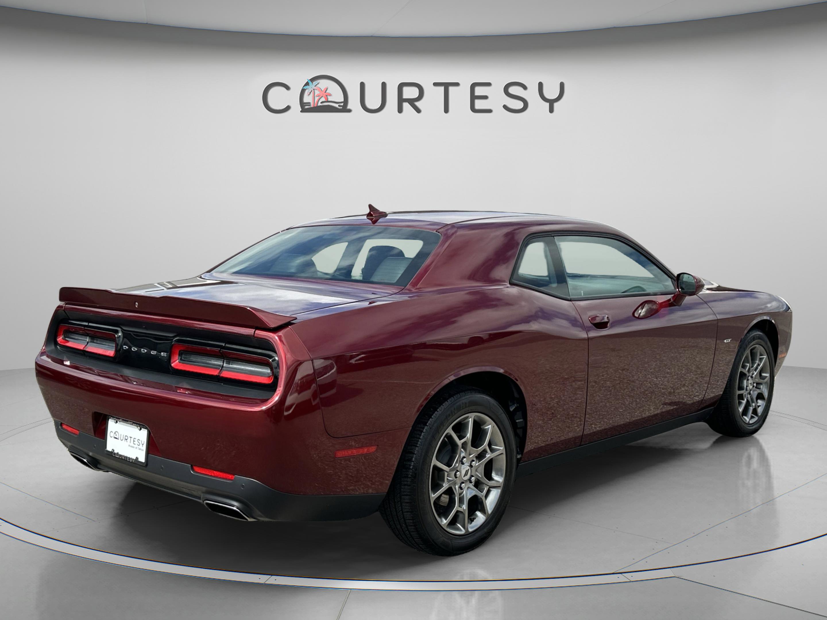 Used 2017 Dodge Challenger GT w/ Technology Group image 7
