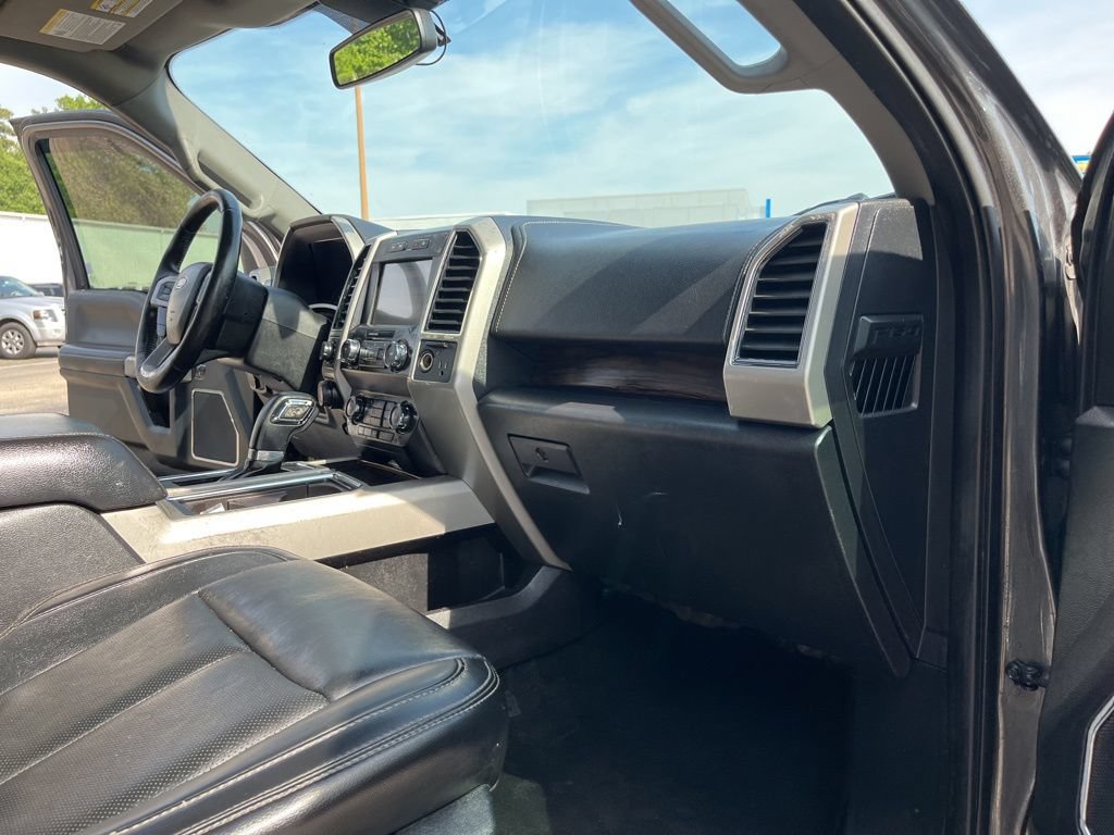 Used 2019 Ford F150 Lariat AWD/4WD image 30