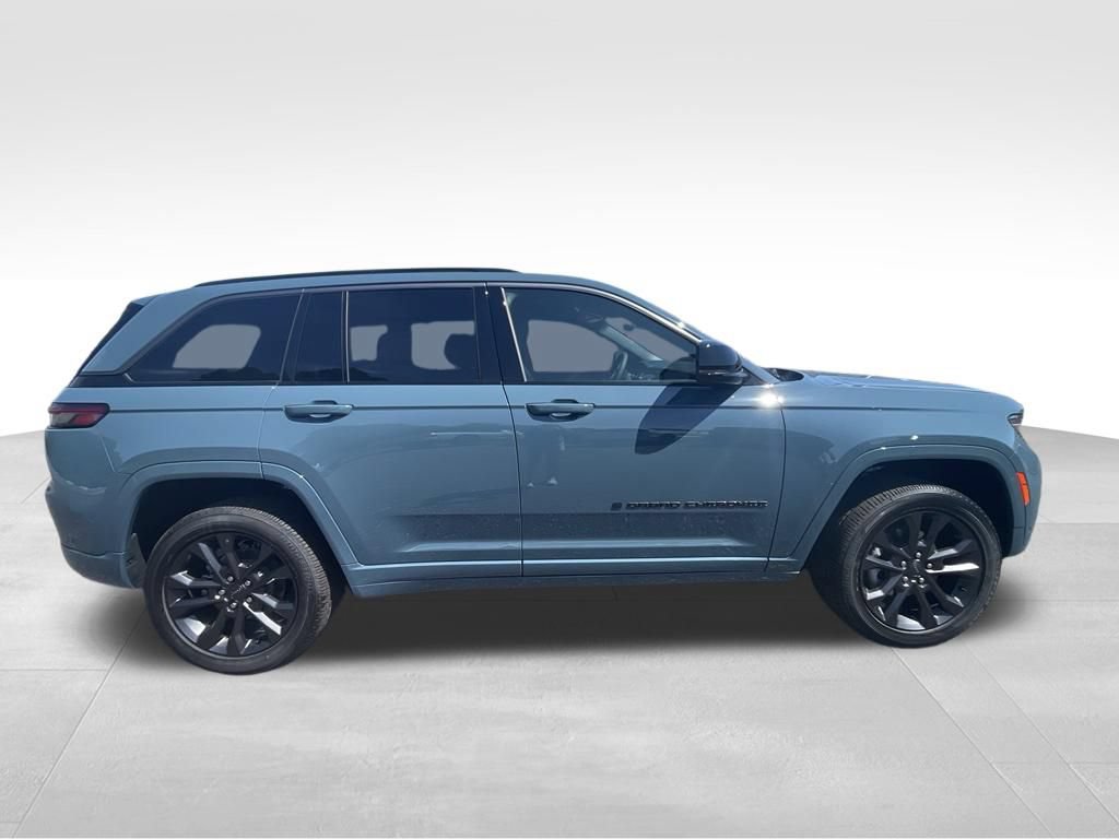 New 2026 Jeep Grand Cherokee Limited AWD/4WD image 14