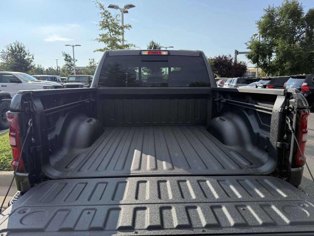 New 2026 RAM 1500 Tradesman AWD/4WD image 33