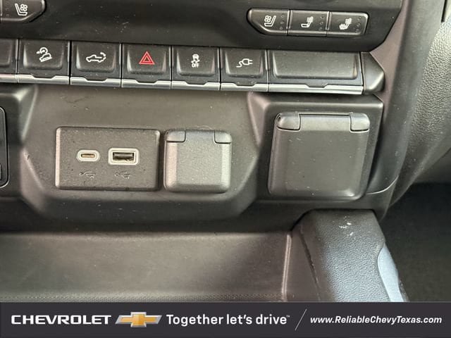 Used 2021 Chevrolet Silverado 2500 LTZ w/ LTZ Convenience Package AWD/4WD image 20