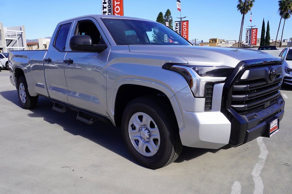 New 2026 Toyota Tundra SR video 3