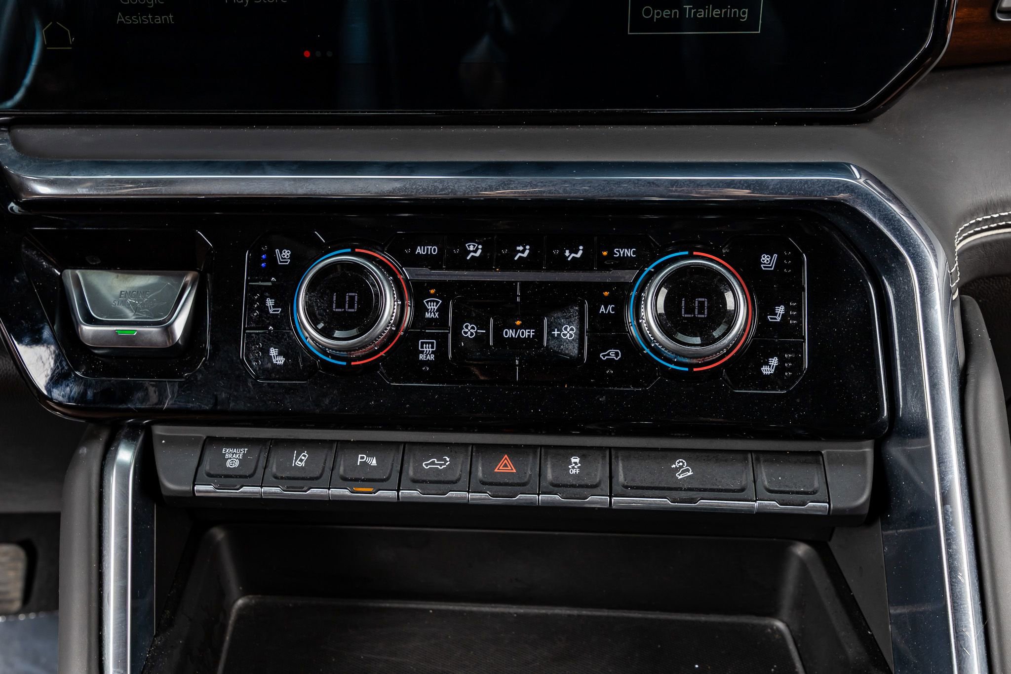 Used 2024 GMC Sierra 2500 Denali Ultimate w/ Max Trailering Package image 26