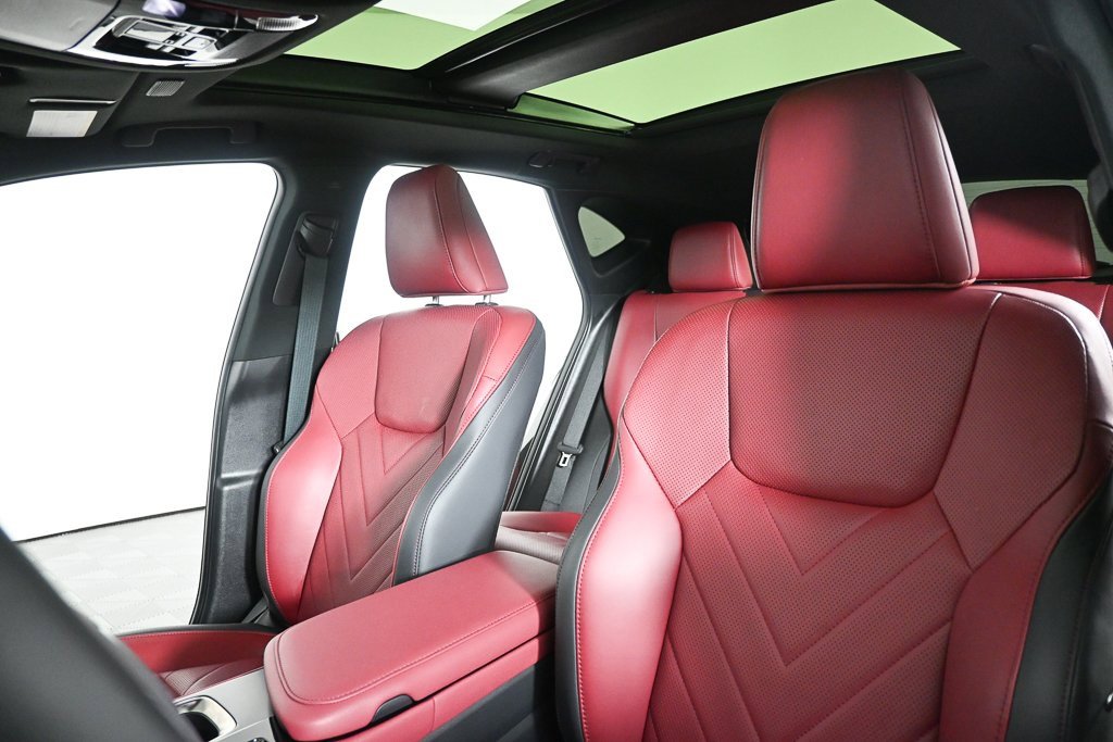 Used 2025 Lexus NX 300h AWD w/ Luxury Package image 5