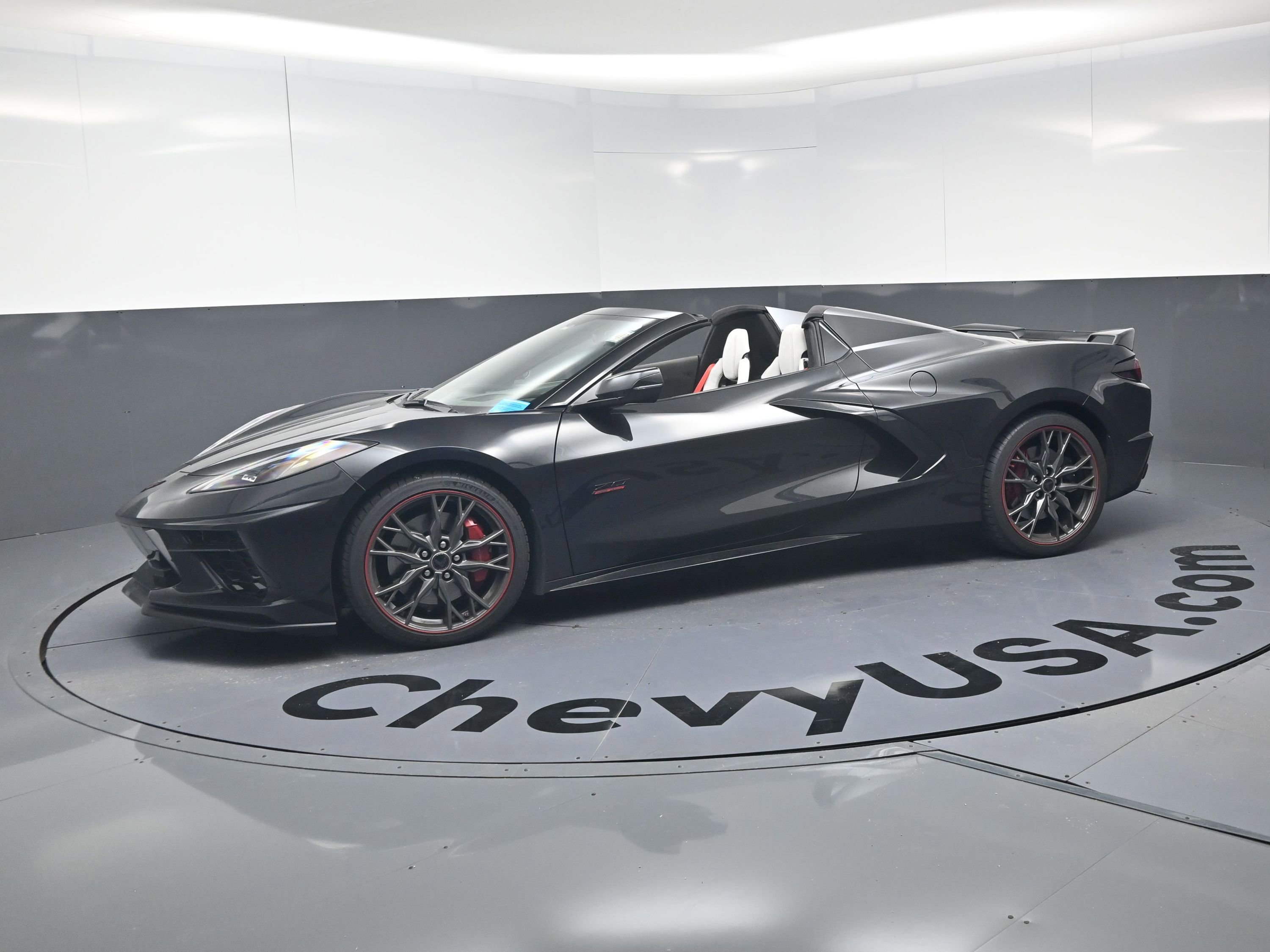 Used 2023 Chevrolet Corvette Stingray Premium Conv w/ Z51 Performance Package image 6