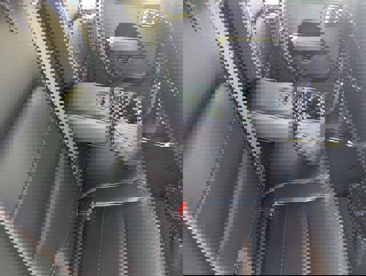 Used 2019 Jeep Wrangler Unlimited Sahara image 14