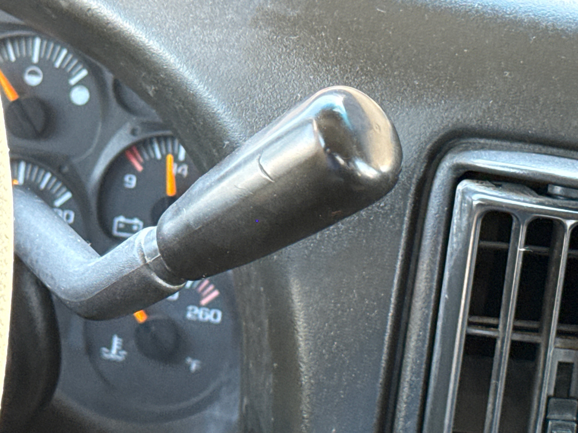 Used 2006 Chevrolet Kodiak C4500 2WD Crew Cab image 25