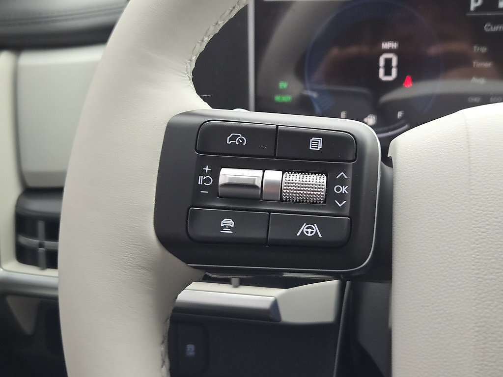 New 2026 Hyundai Santa Fe SE FWD image 28