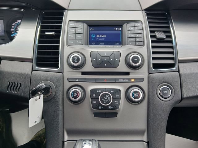 Used 2017 Ford Taurus SEL image 22