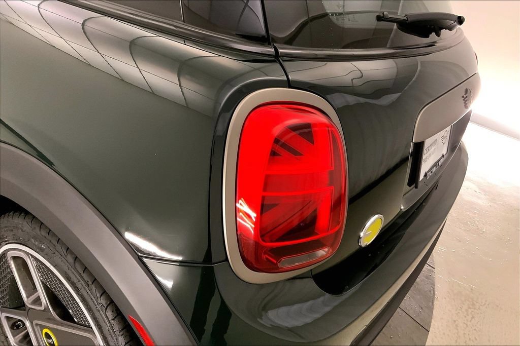 Used 2024 MINI Cooper SE w/ MINI Resolute Edition FWD image 28
