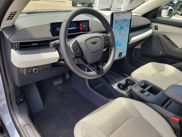 Used 2025 Ford Mustang Mach-E Premium RWD image 19