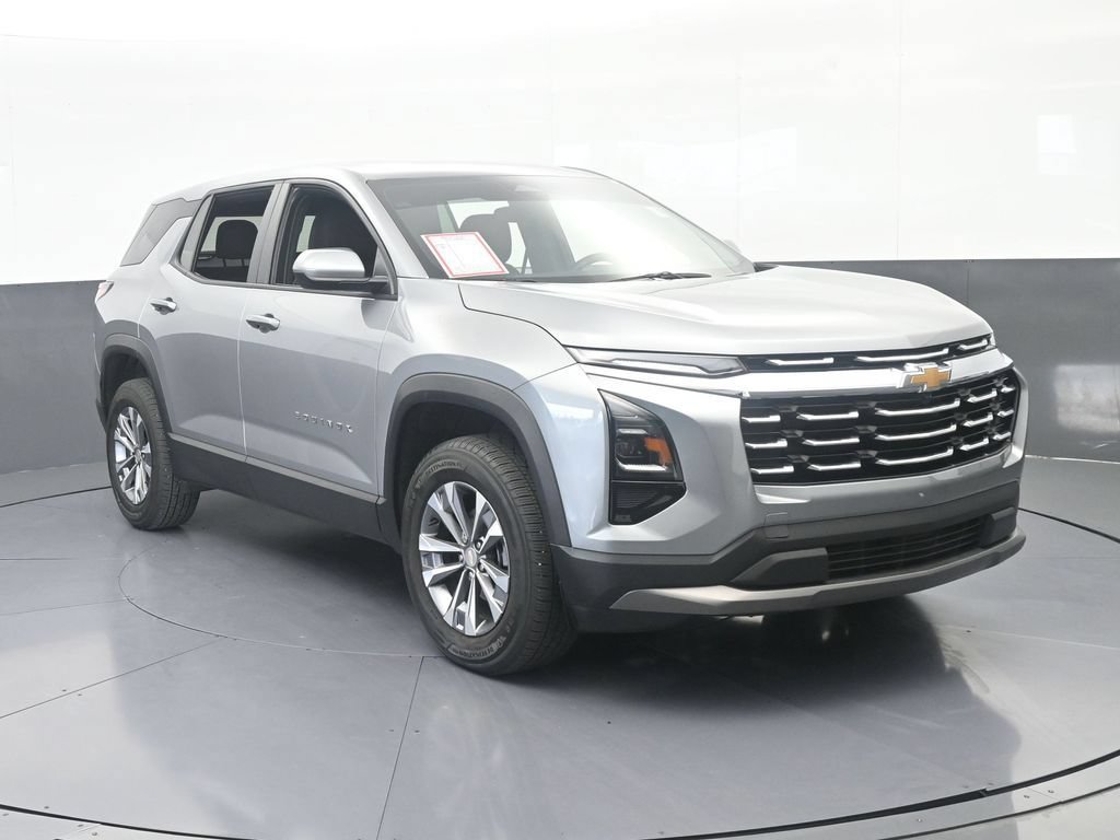 Used 2026 Chevrolet Equinox LT FWD image 9