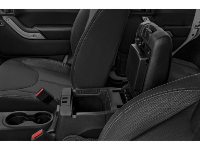 Used 2015 Jeep Wrangler Unlimited Rubicon w/ Dual Top Group AWD/4WD image 18