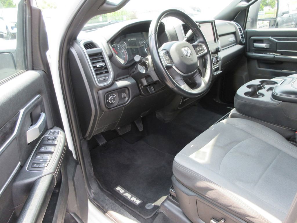 Used 2024 RAM 2500 Big Horn AWD/4WD image 15
