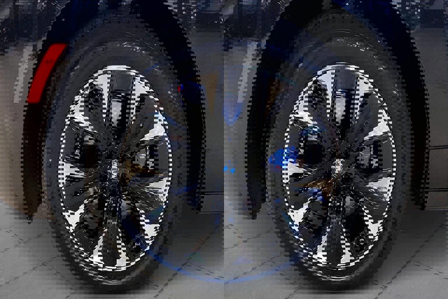 New 2026 BMW iX xDrive60 w/ M Sport Package image 11