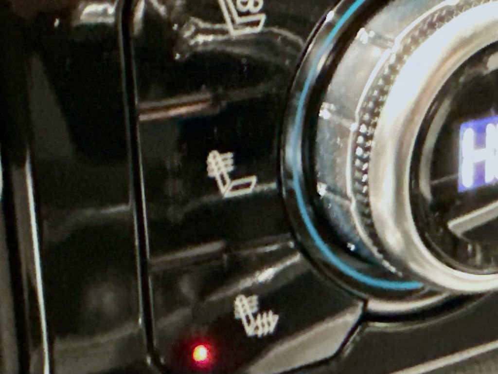 New 2026 GMC Sierra 3500 SLT w/ SLT Convenience Package image 21