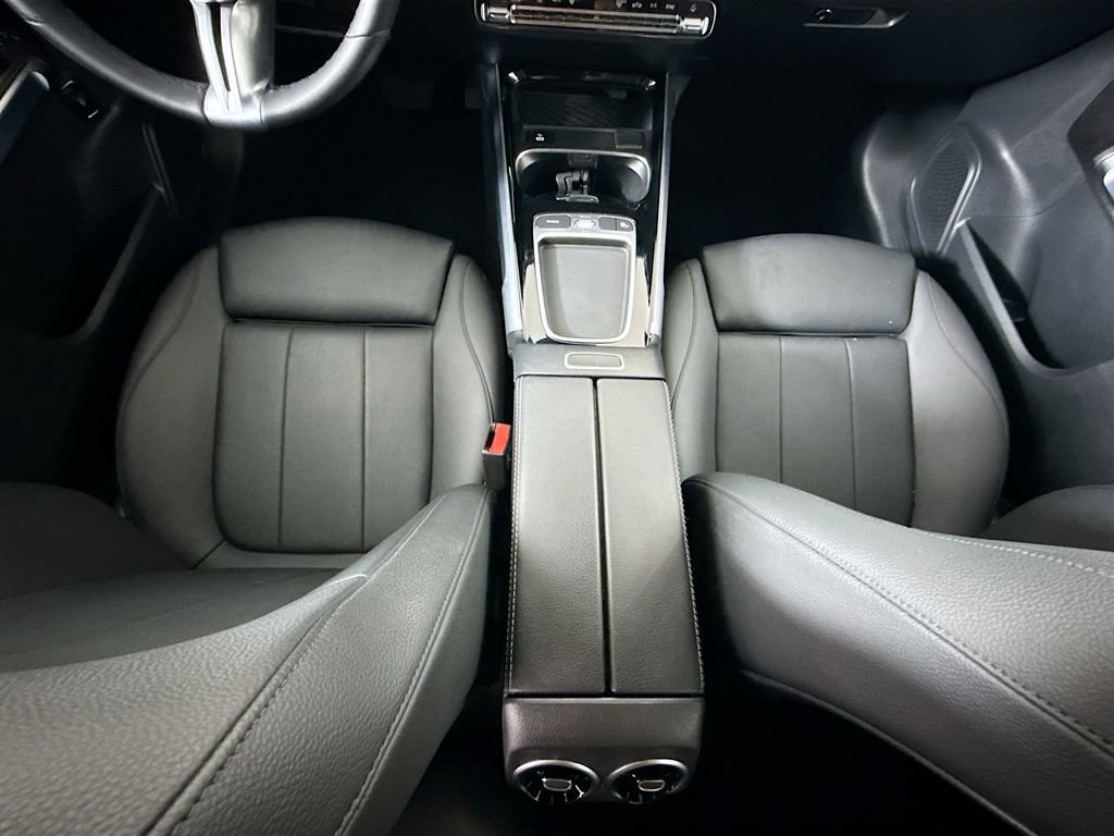 Certified 2025 Mercedes-Benz GLB 250 image 16