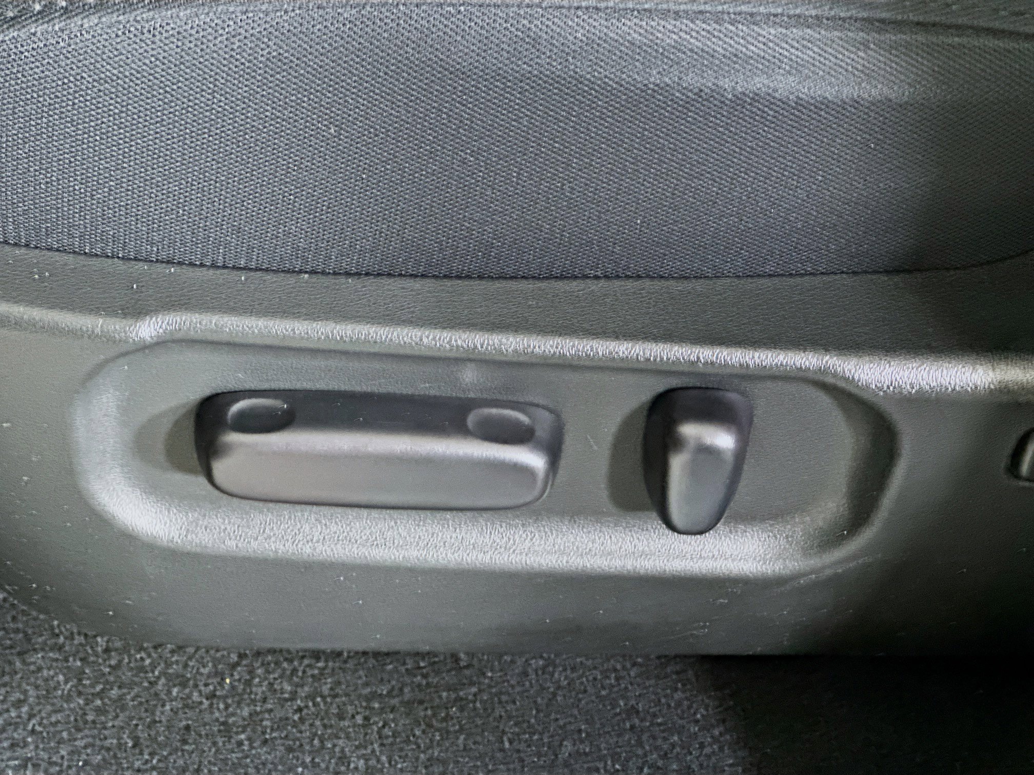 Used 2023 Toyota Tacoma TRD Off-Road w/ Technology Package image 13