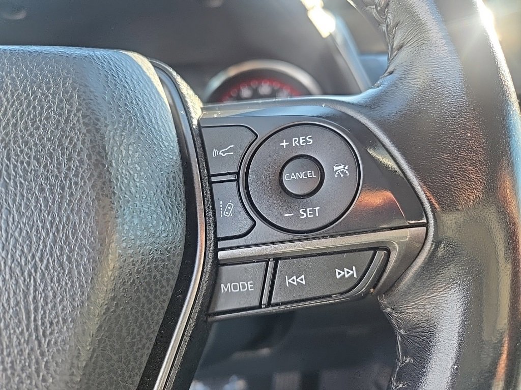 Used 2023 Toyota Camry XSE image 15