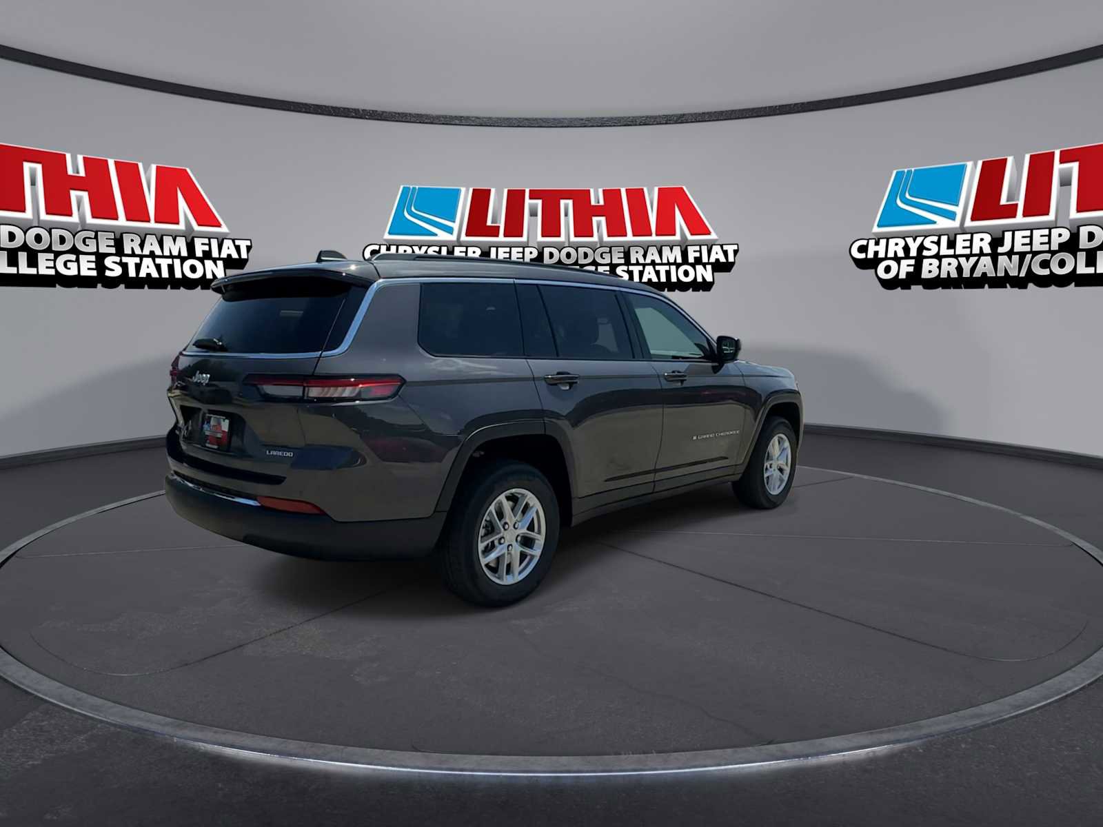 New 2026 Jeep Grand Cherokee L 4WD image 8
