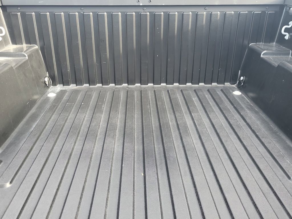 Used 2023 Toyota Tacoma SR5 w/ Technology Package image 16