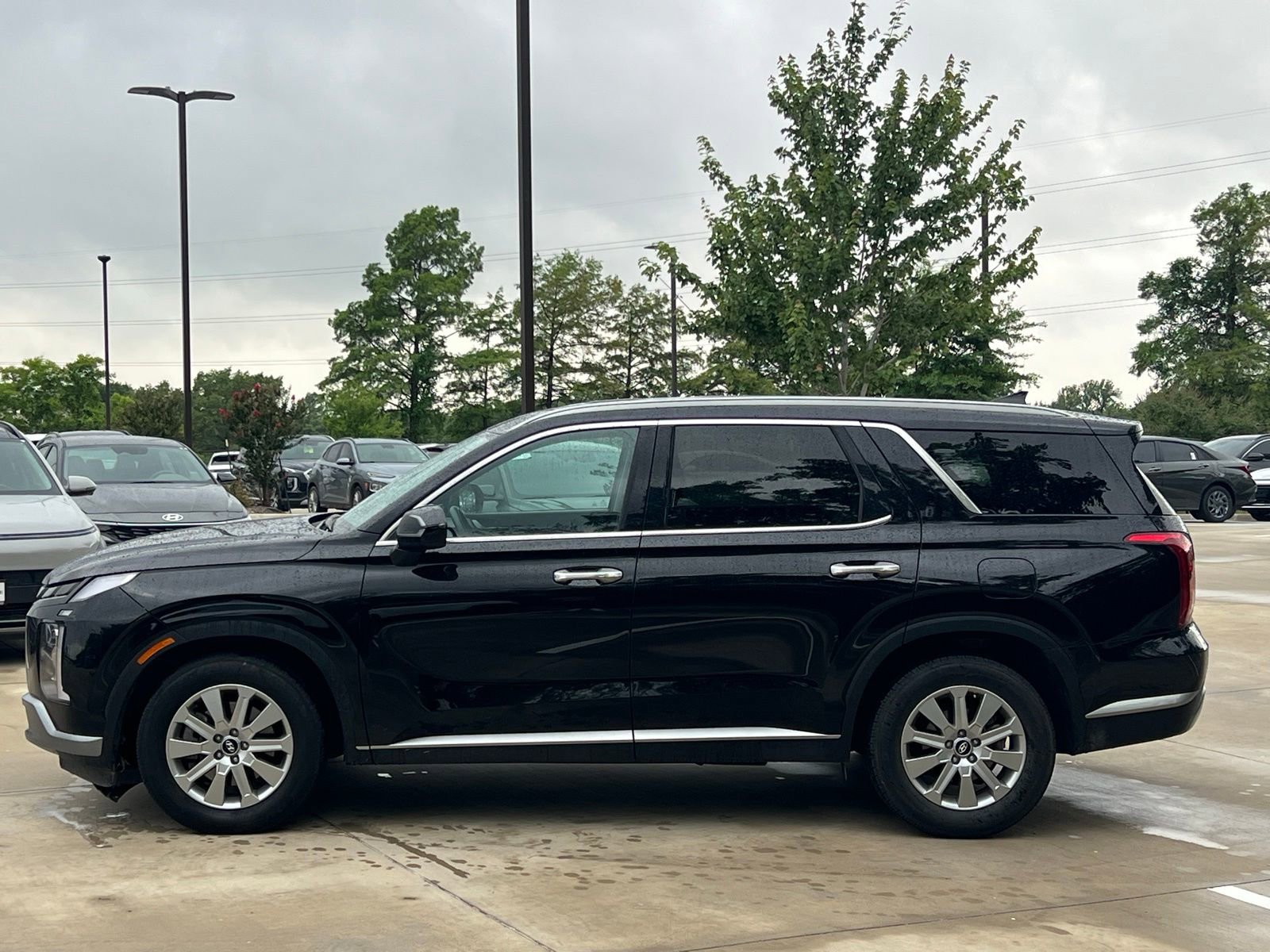 Used 2025 Hyundai Palisade SEL FWD image 6
