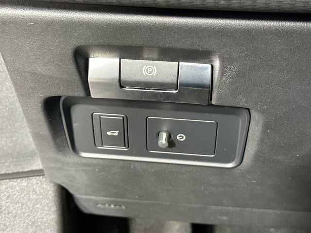 Used 2023 Land Rover Range Rover Evoque S image 24