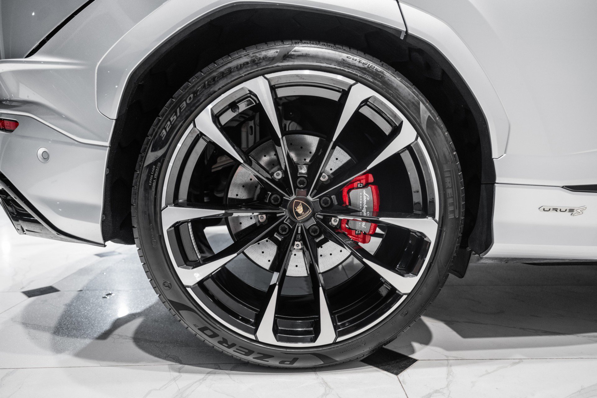 Used 2024 Lamborghini Urus S image 15