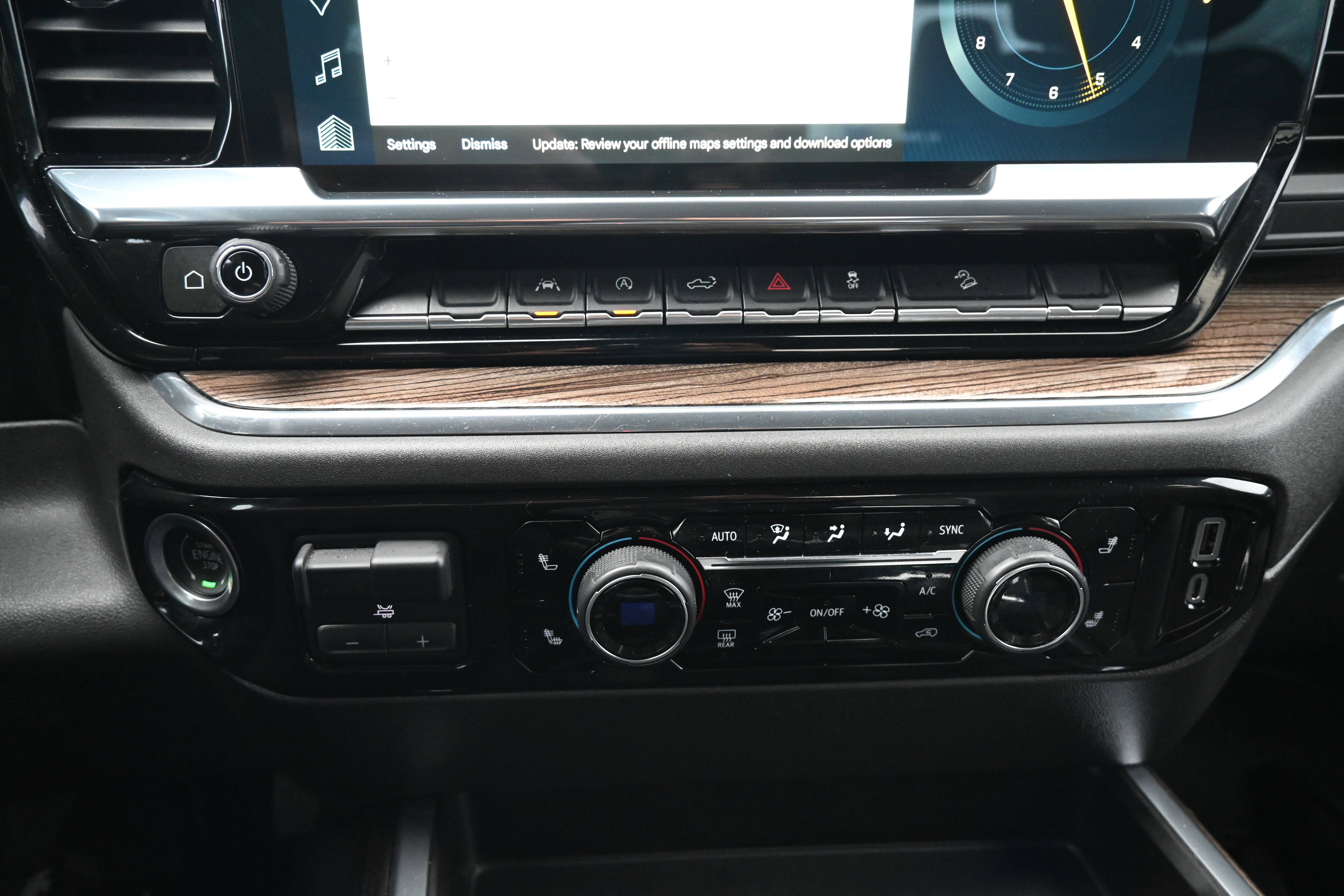 Used 2023 Chevrolet Silverado 1500 LT Trail Boss w/ Protection Package image 27