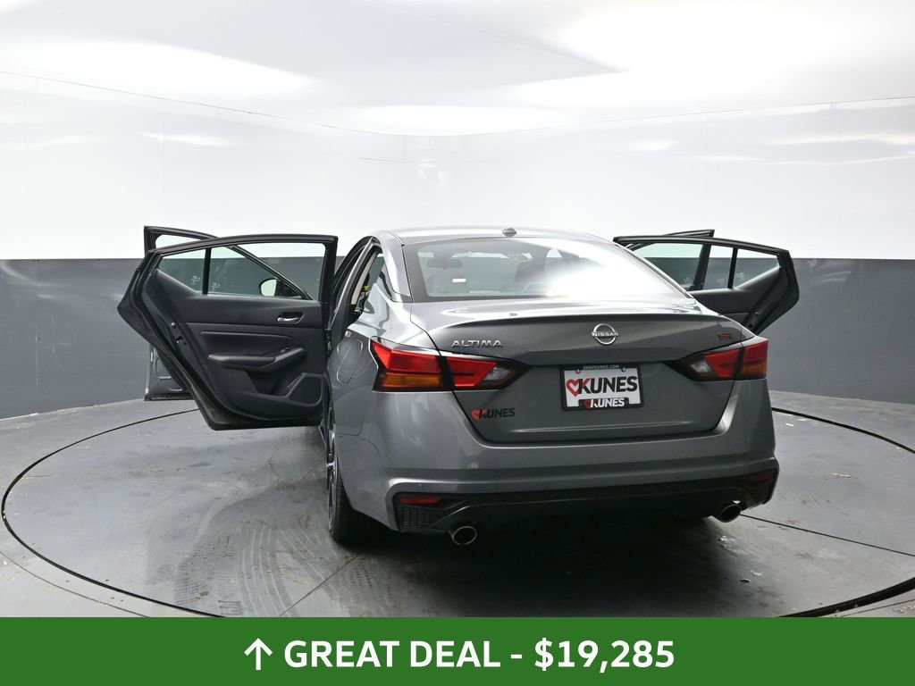 Used 2024 Nissan Altima 2.5 SR image 59