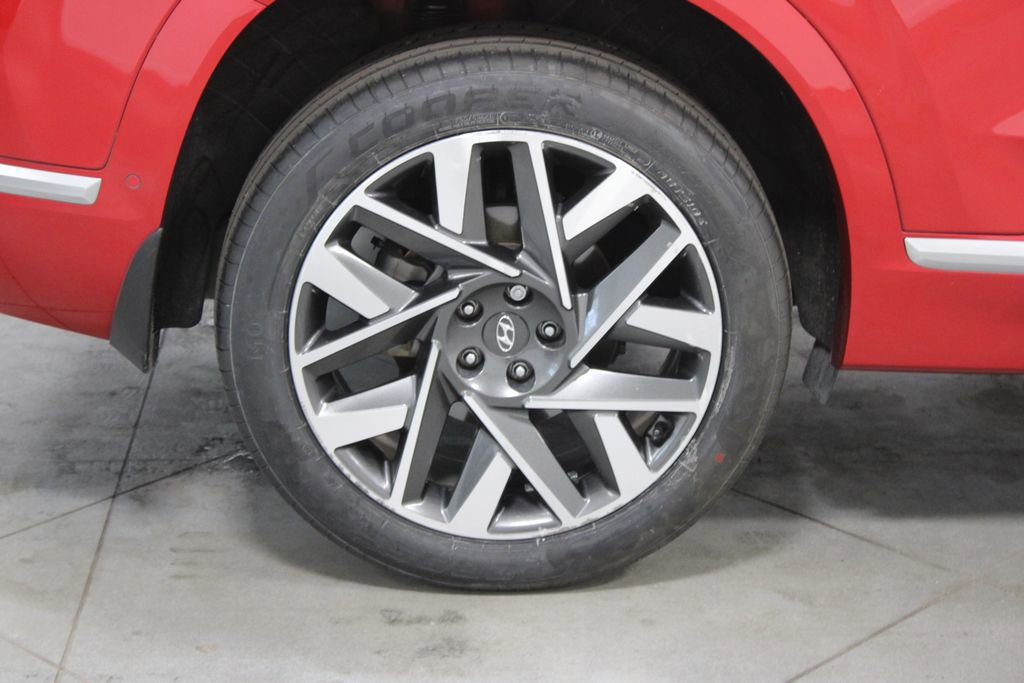 Used 2023 Hyundai Santa Fe Calligraphy w/ Cargo Package image 17