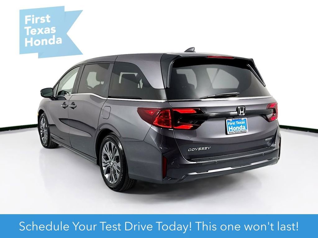 Used 2026 Honda Odyssey Touring image 6